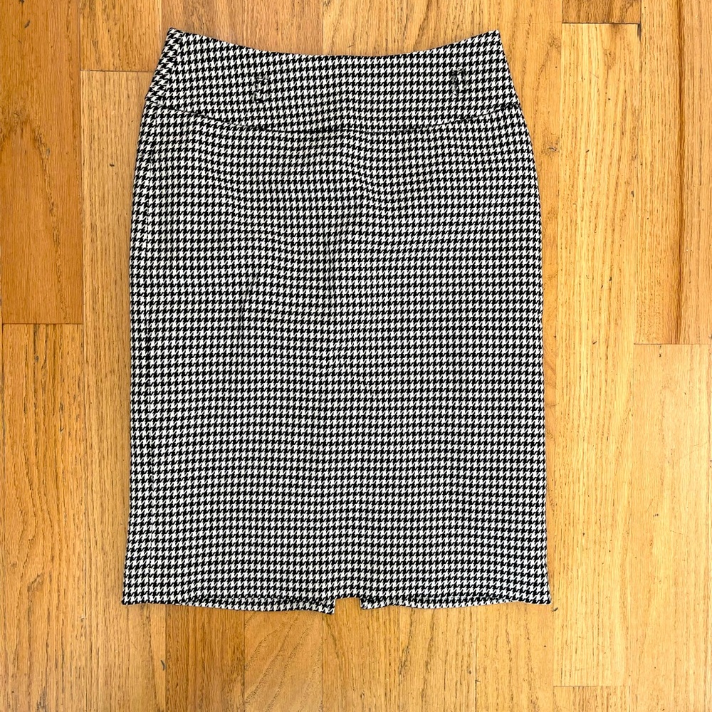 White House Black Market A-line herringbone skirt